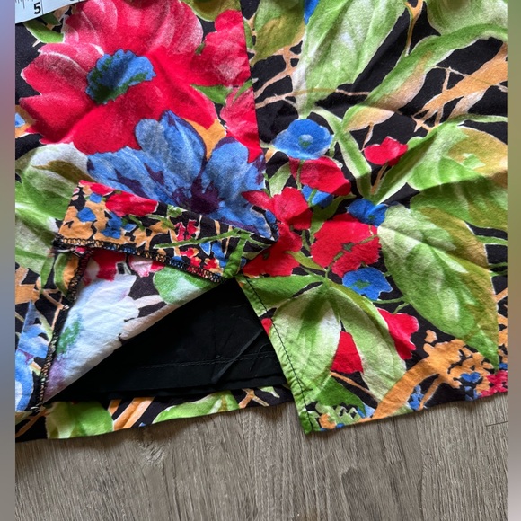 VINTAGE FLORAL SKIRT - Picture 6 of 6